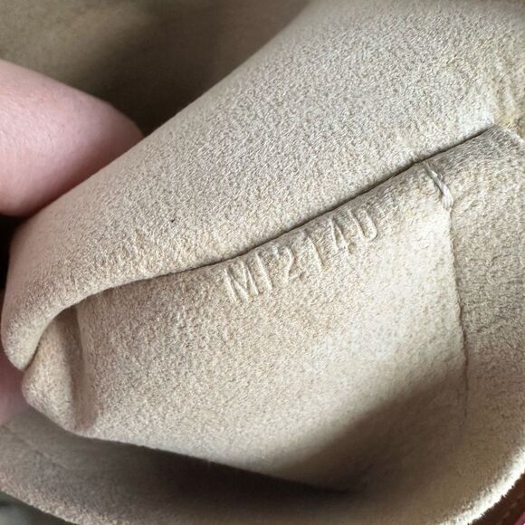 Louis Vuitton Galliera PM Monogram - Picture 12 of 12